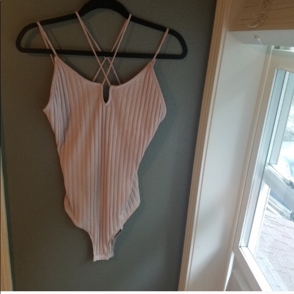 Pink bodysuit 3/20